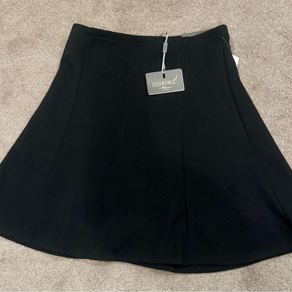 Women Lg Essentials by Milano Elegant Black Skirt